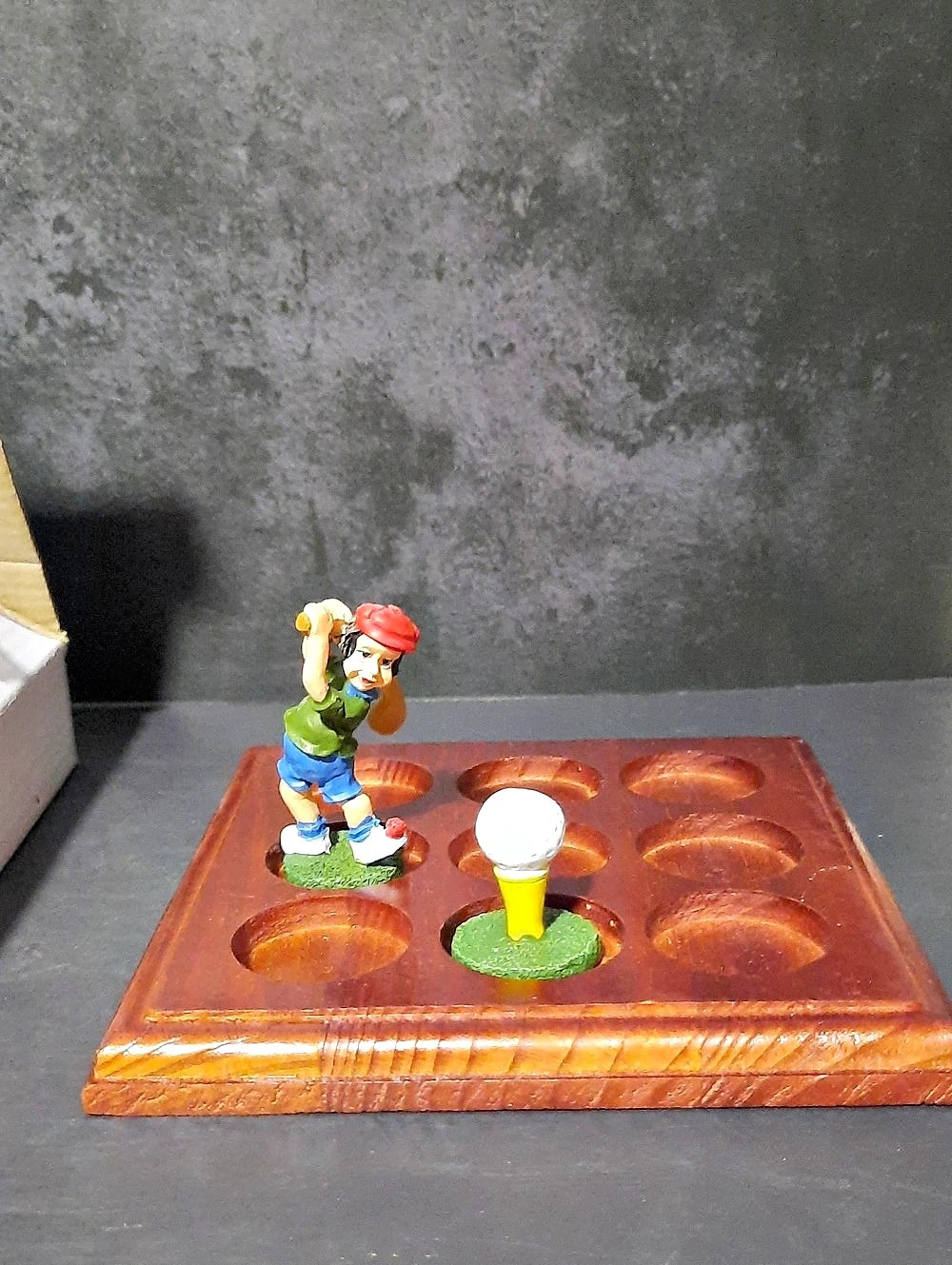 Gifts For Him Golf Tic Tac Toe Game Board Game in Yellow & Brown Like New